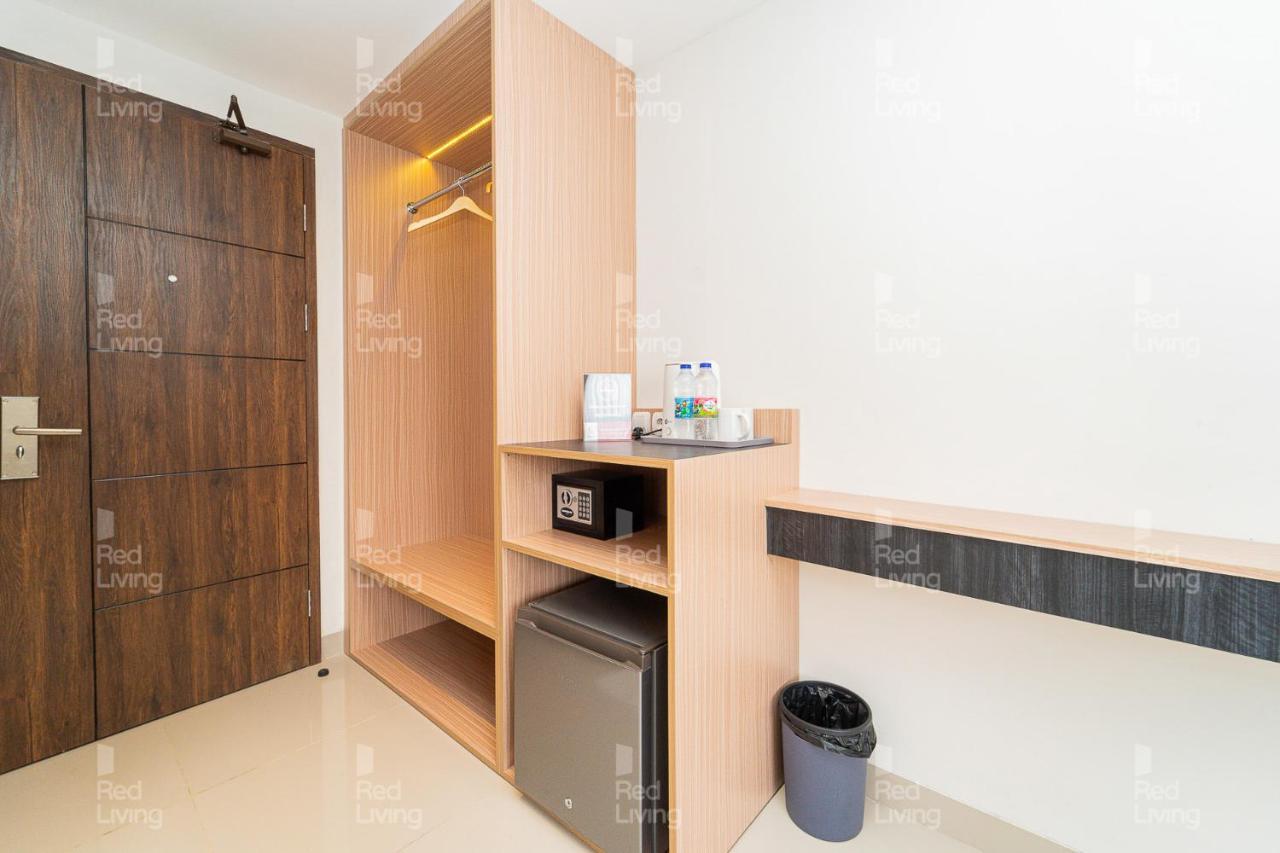 Redliving Apartemen Premium Exclusive Seturan Yogyakarta Esterno foto